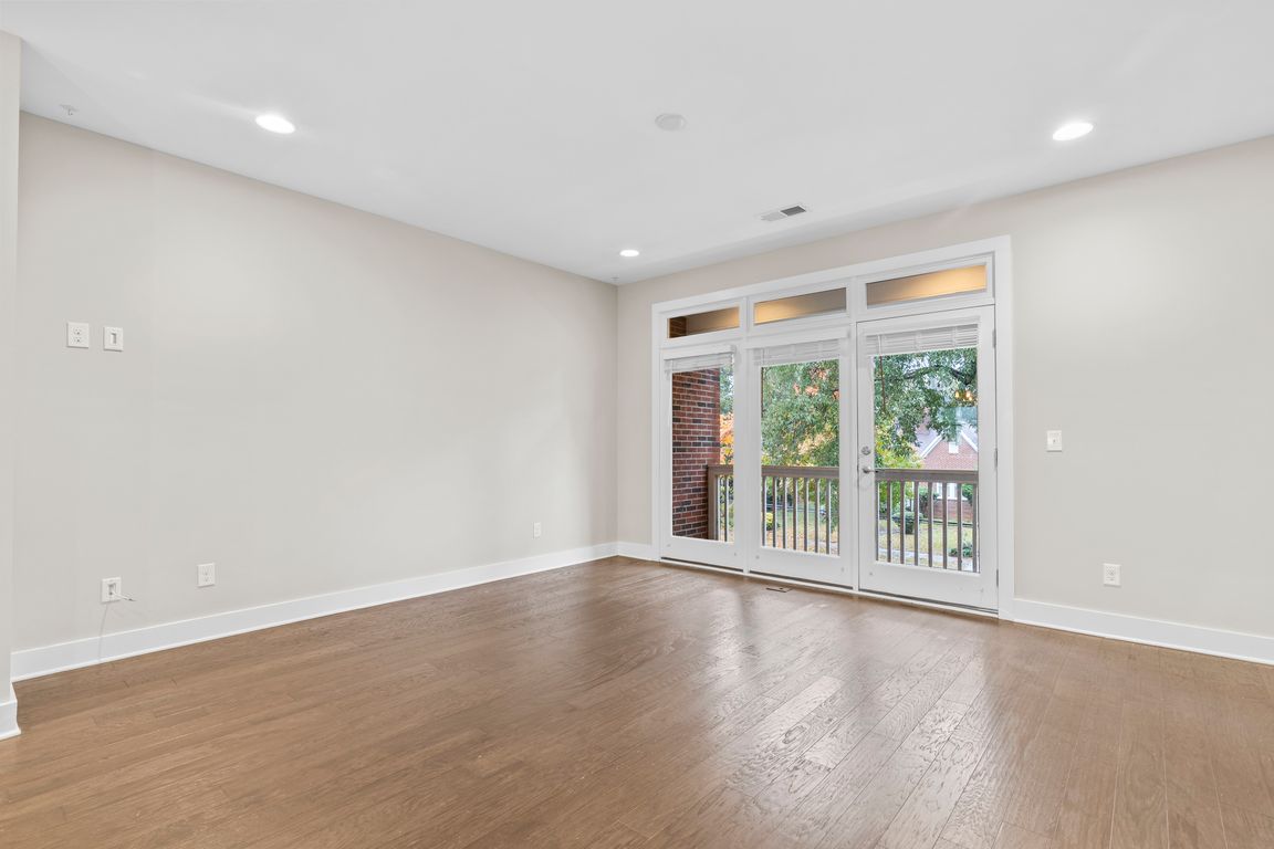 next background image