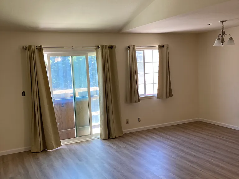 San Luis Cir — Photo 3