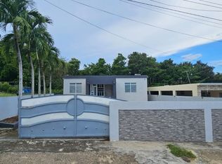 Calle 1 Villas De #11, Garrochales, PR 00652