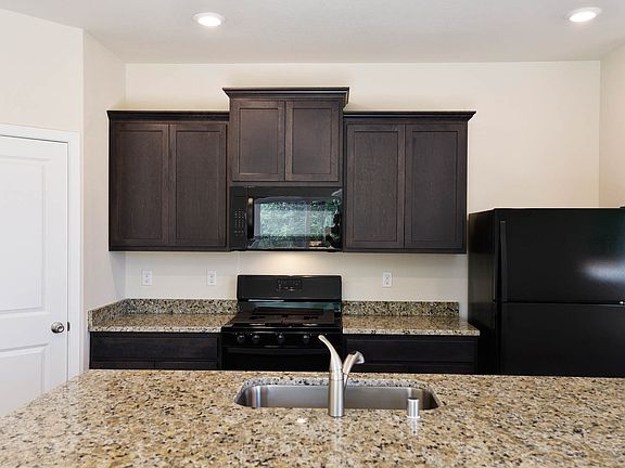 The Larch by LGI Homes at Skyridge Estates