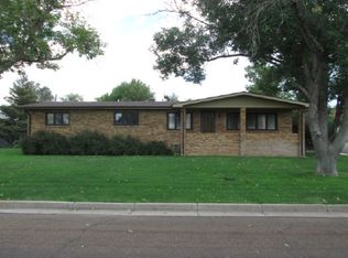 301 E 6th St, Julesburg, CO 80737