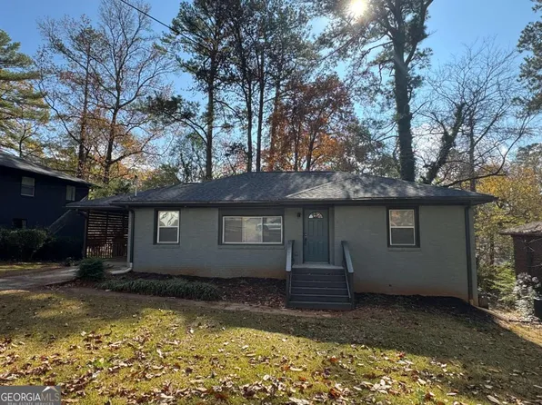 2989 Pasadena Dr, Decatur, GA 30032