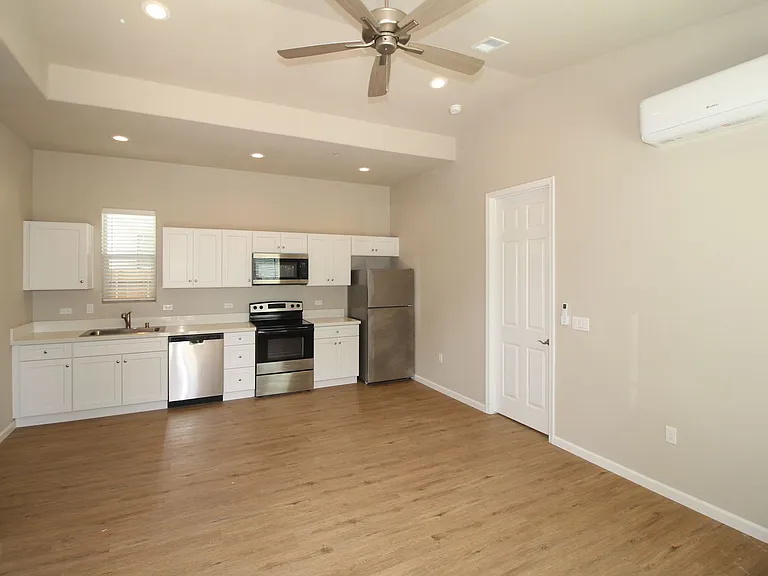 2343 N Arthur Ave — Photo 2