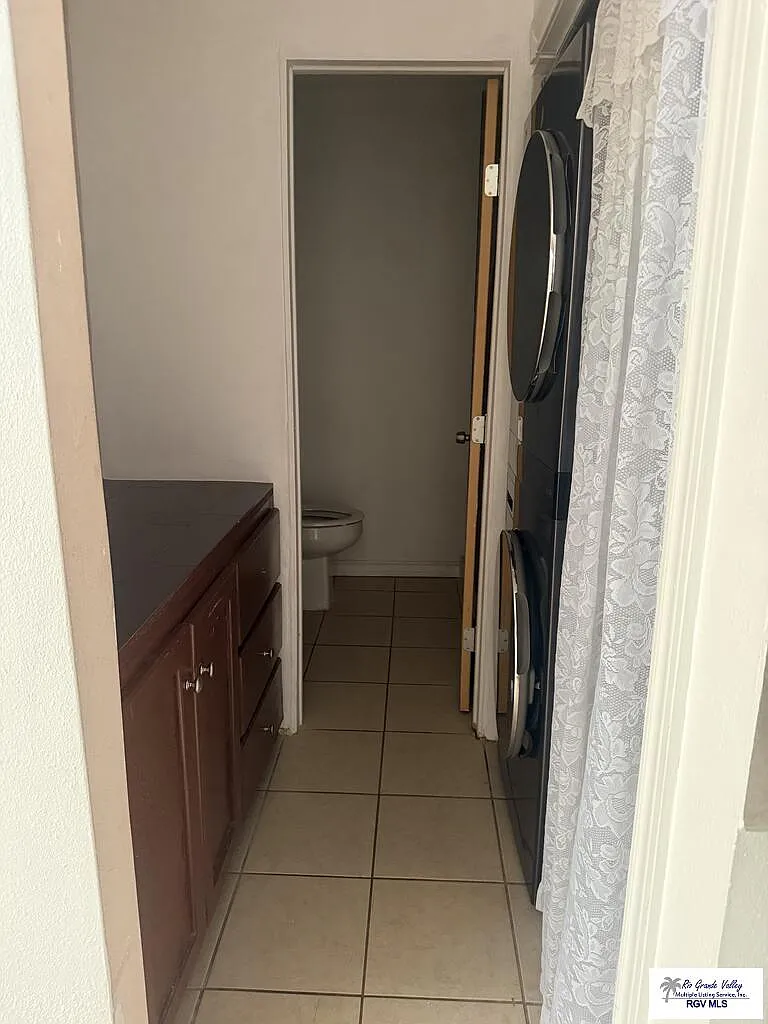 1 bed, 1.0 bath, 500 sqft, $1,000 — Photo 4
