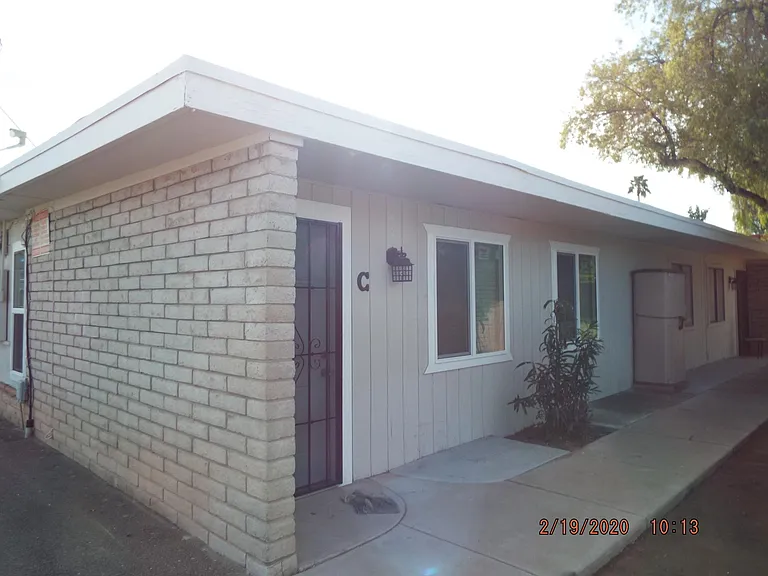 804 W 2nd St #C — Photo 2