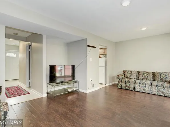 8863 Teakwood Ct, Manassas, VA 20109