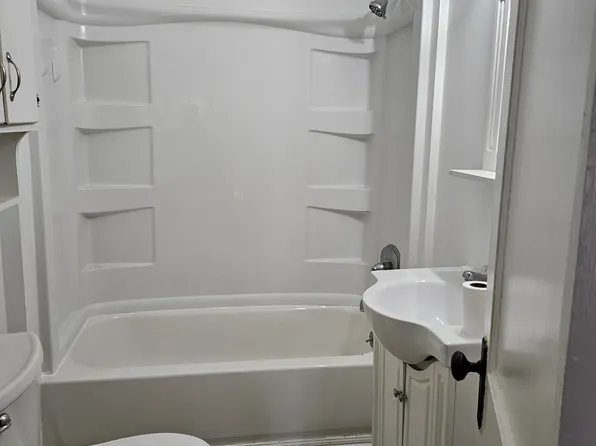 5829 Family Farm Rd, Morrisville, NC 27560