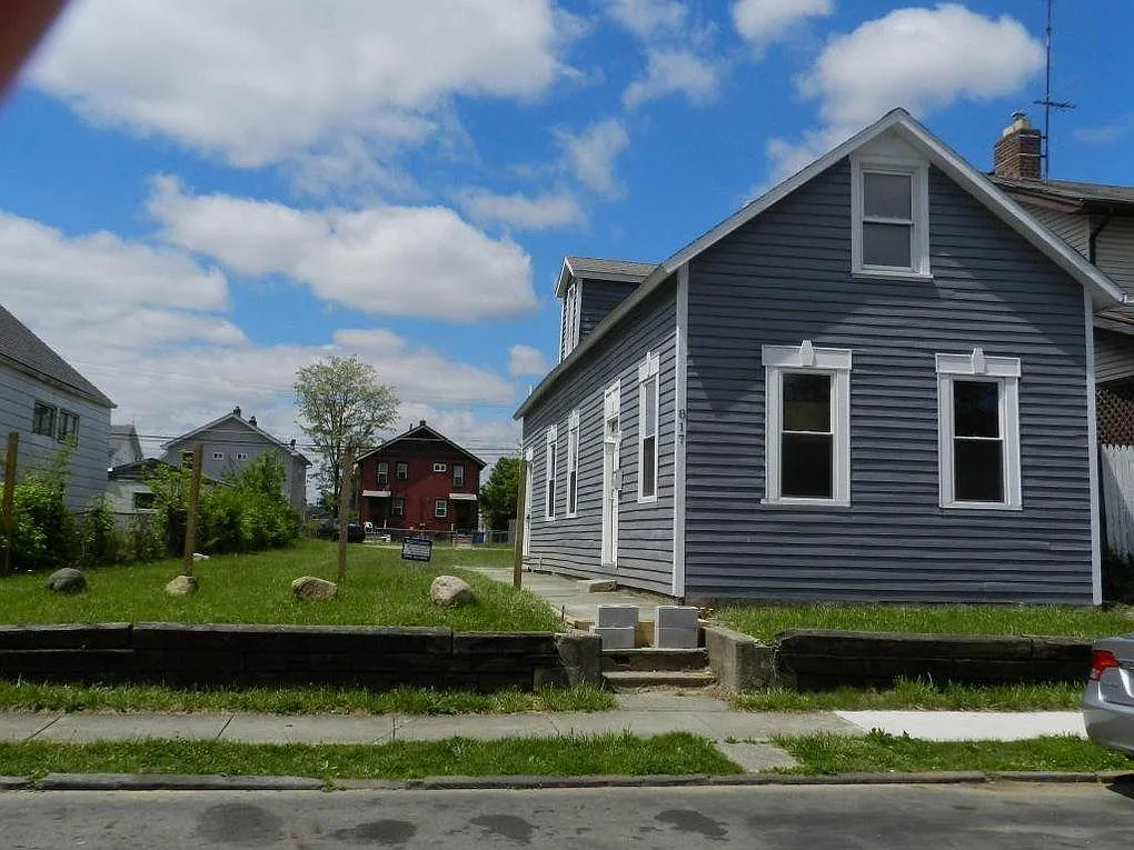 817 Ann St photo 1
