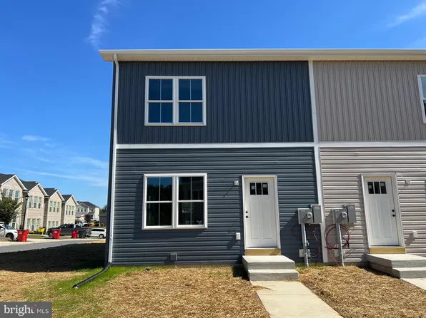 122 Marineris Cir, Martinsburg, WV 25405