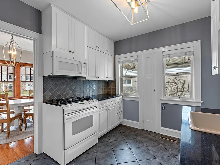 4929 N Idlewild Ave — Photo 18