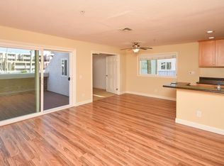 4525 Cove Dr APT 4, Carlsbad, CA 92008