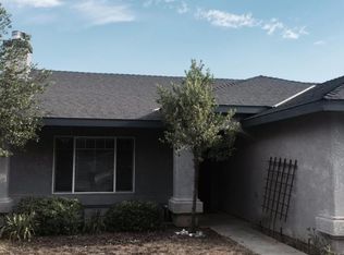 751 W Greg St, Farmersville, CA 93223