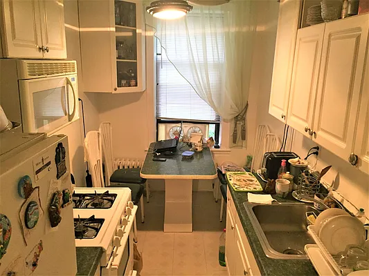 Sold by NYC Realty Brokers LLC | media 3