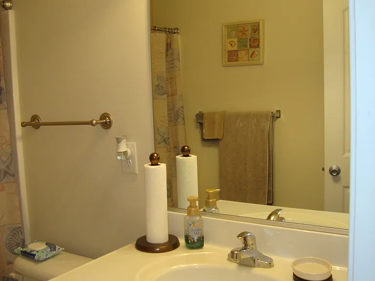 709 Valentine Ln — Photo 6