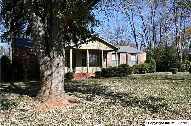 2nd image of 2106 Norris Rd NW