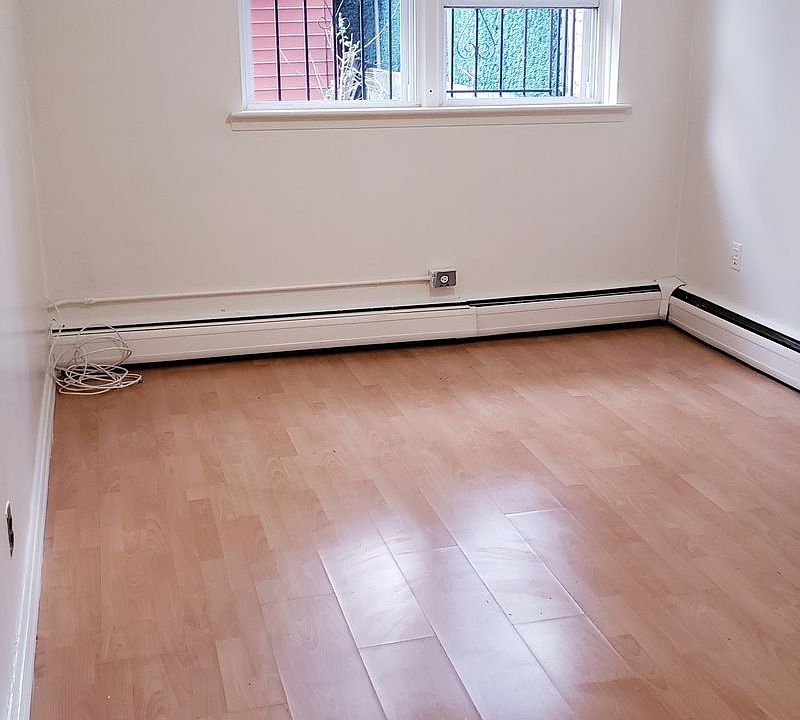 1st image of 8452 127th St #1