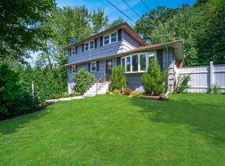 192 Cardinal Dr, Meriden, CT 06450