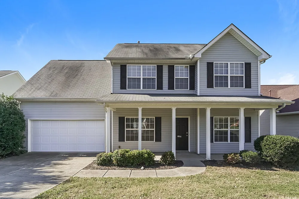 4 bed, 2.5 bath, 2120 sqft, $2,410 — Photo 1