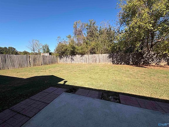 4th image of 2812 Lake Knoll Dr SW