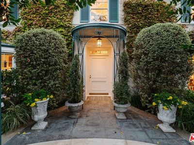 346 N Tigertail Rd, Los Angeles, CA, 90049