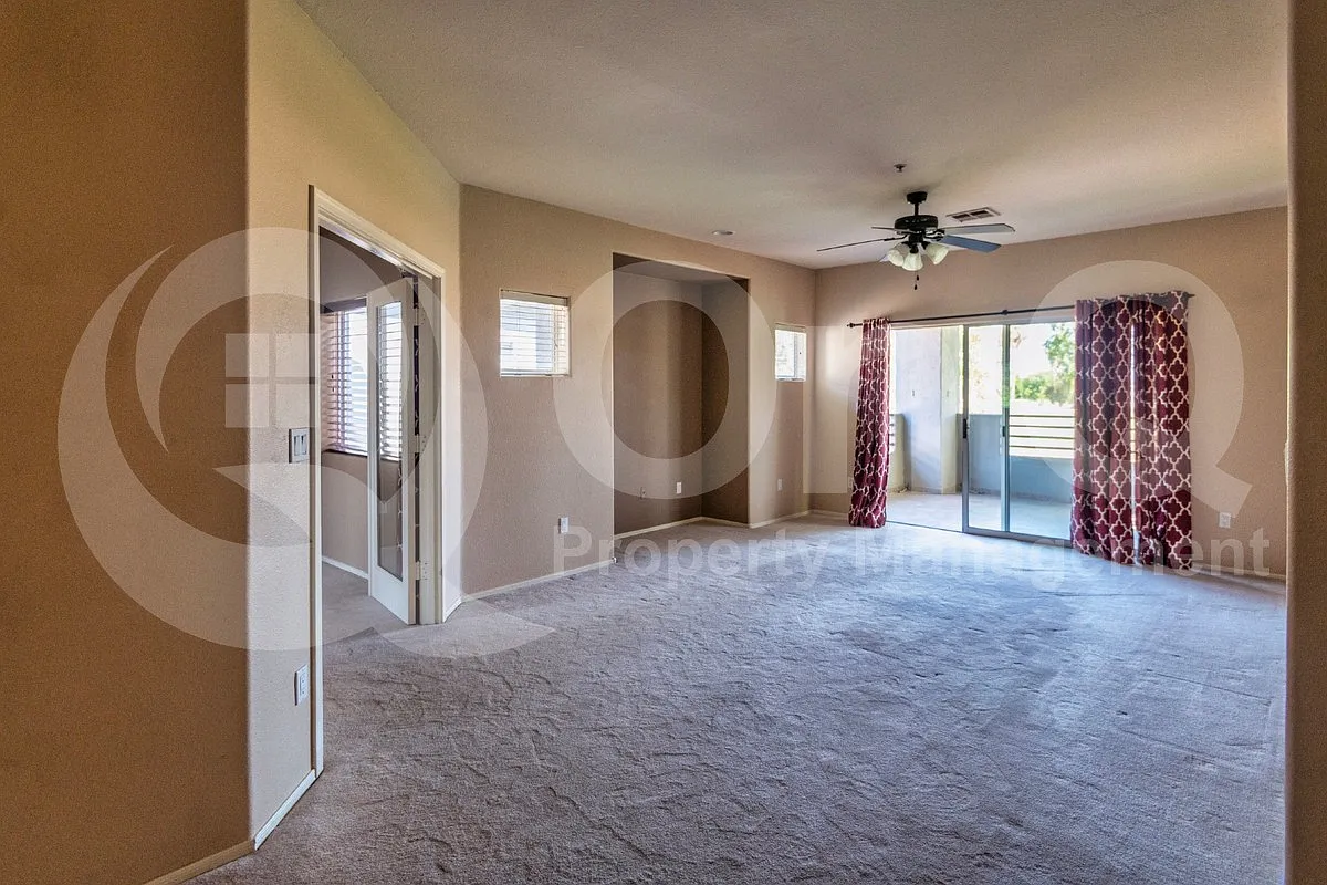 3 bed, 2.0 bath, 1522 sqft, $1,800 — Photo 4