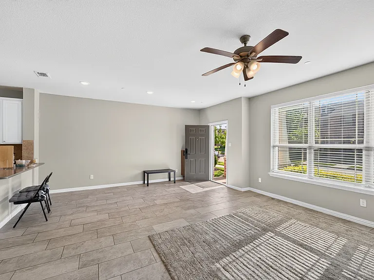 3533 Cricket Dr — Photo 6