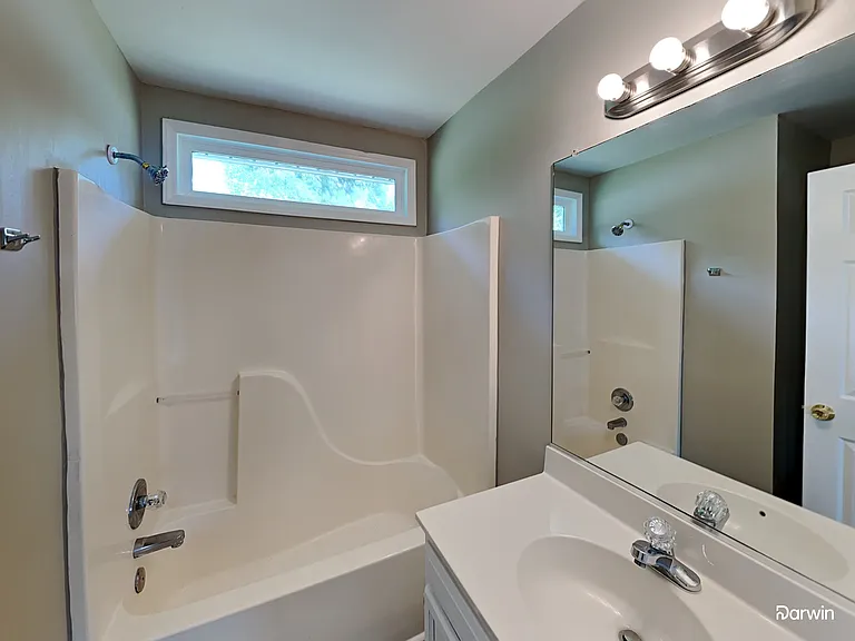4 Delwin Ct — Photo 24