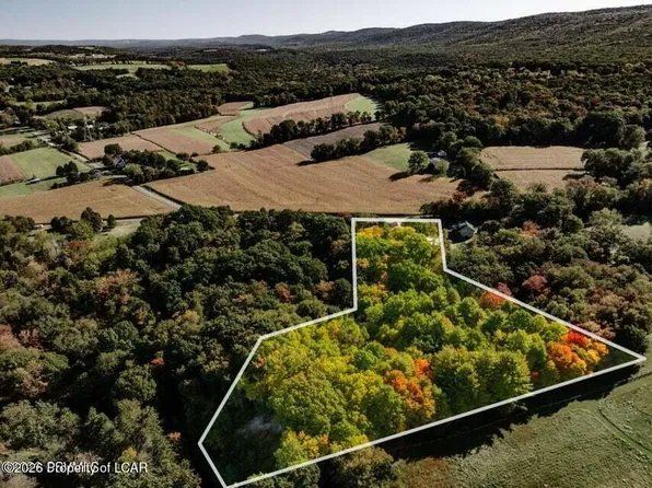 506 Hobbie Rd, Nescopeck, PA 18635