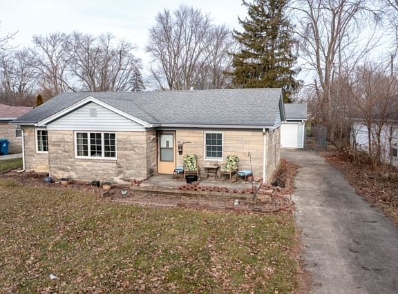 3rd image of 117 Roosevelt Dr