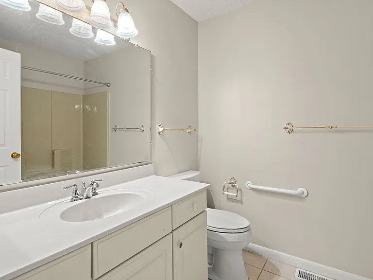 119 W Chippendale Dr — Photo 37