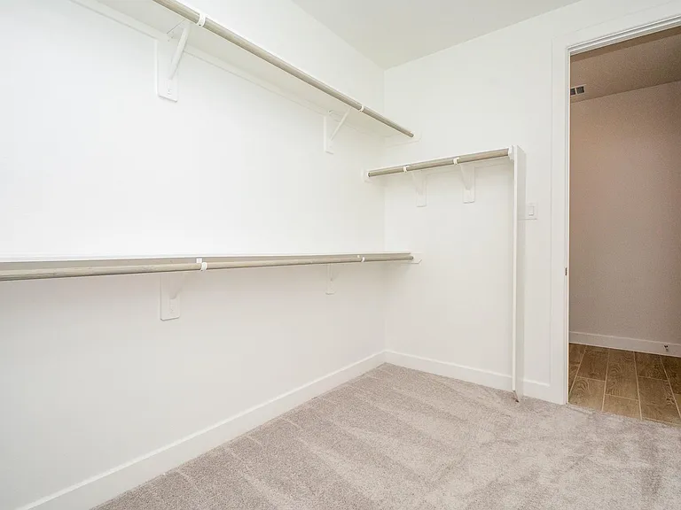 4407 Ruby Garden Ct — Photo 16