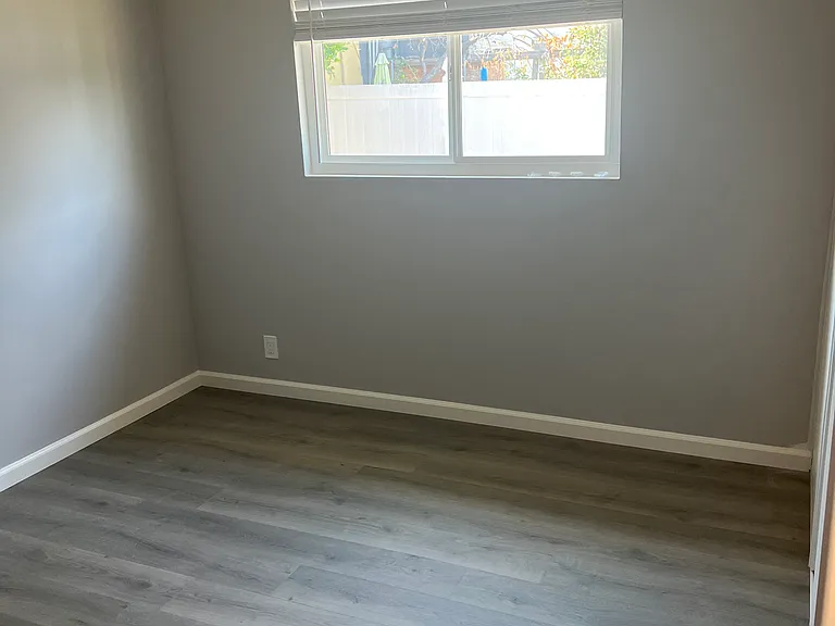 905 Mariposa St #A — Photo 7
