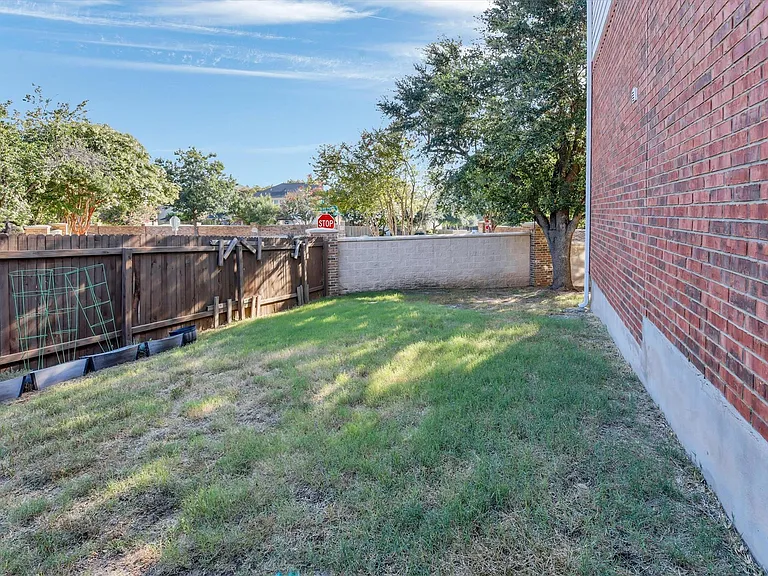 2132 Faldo Ln — Photo 33