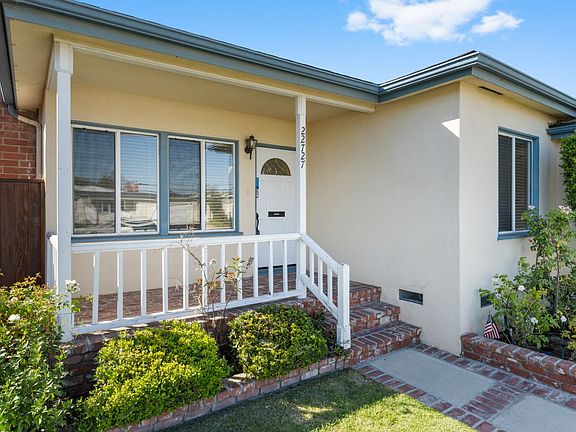 4th image of 22727 Ladeene Ave