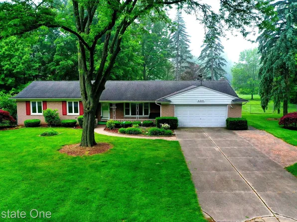 6341 Donaldson Dr, Troy, MI 48085