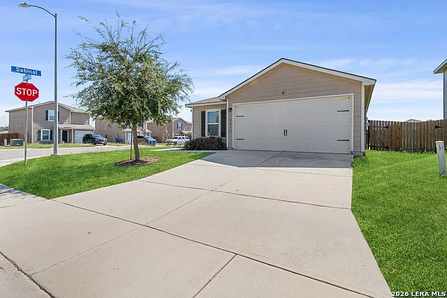 4 bed, 12.0 bath, 1822 sqft, $2,150 — Photo 1