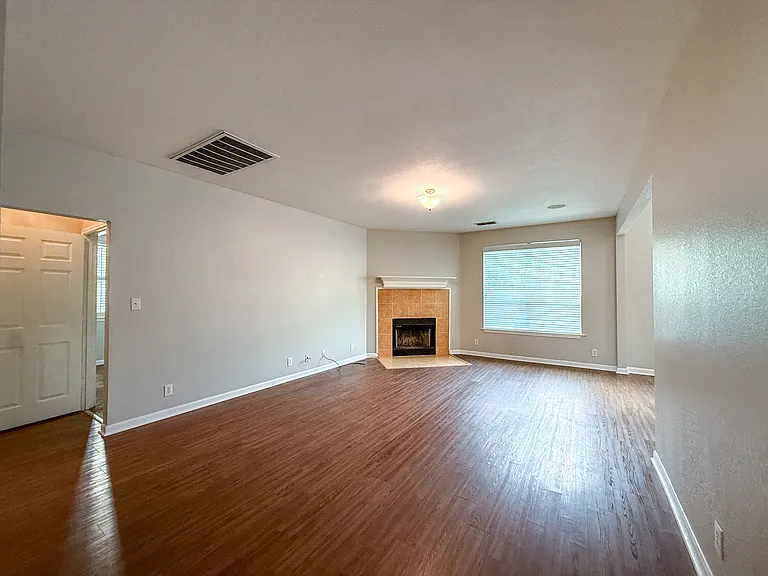 1777 Jacobs Ct #2 — Photo 5