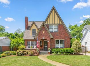 705 Twyckenham Dr, Greensboro, NC 27408
