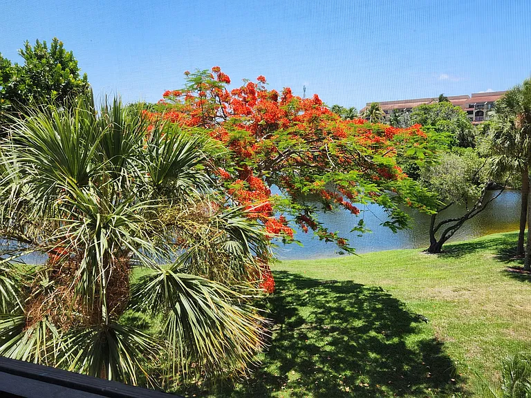 950 Egret Cir #5307 — Photo 35