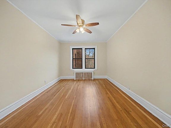 5th image of 127 Garth Road #5D