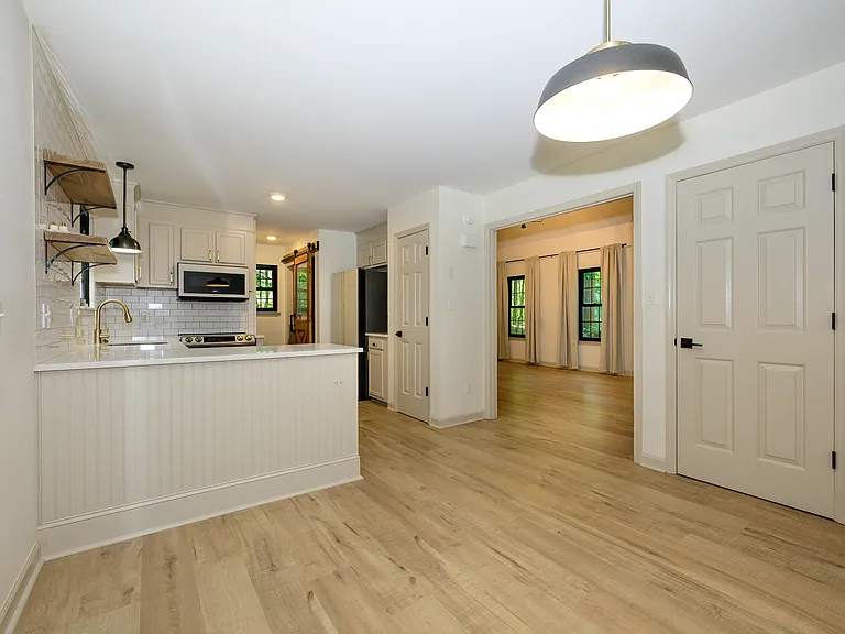 7802 Pinetuck Ln — Photo 5