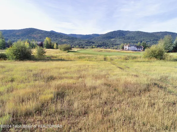 19 Hastings Dr, Victor, ID 83455