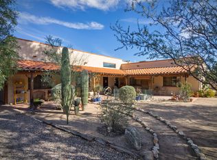 2029 E Greenlee Rd, Tucson, AZ 85719