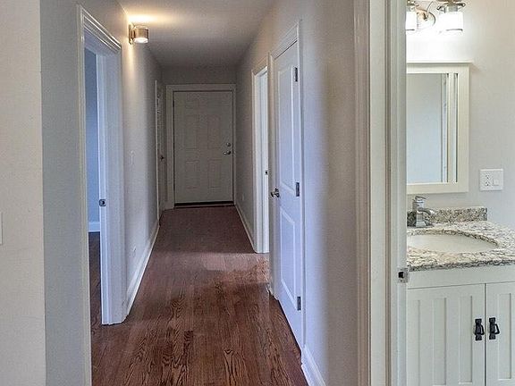 5th image of 725 N Monticello Ave #2
