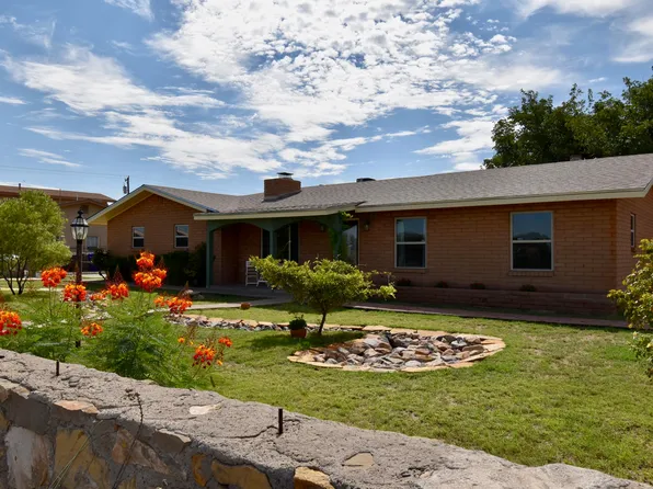 1030 Kennedy Rd, Las Cruces, NM 88007