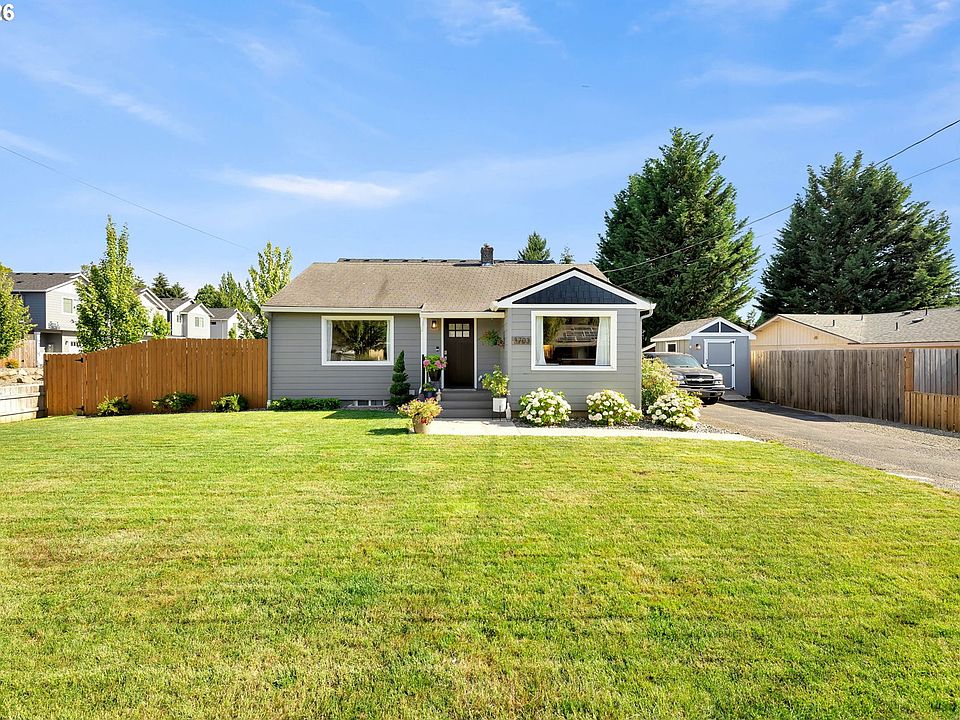 1st image of 3703 NE 49th St