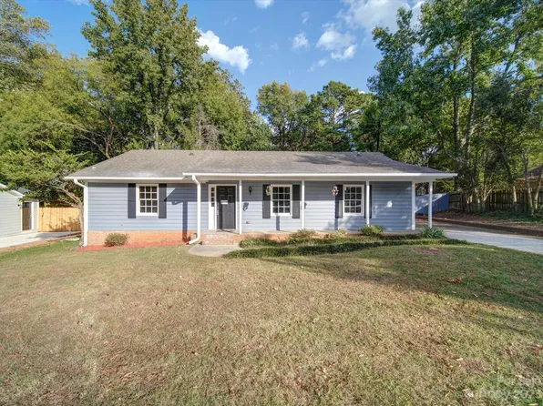 3716 Cobbleridge Dr, Charlotte, NC 28215