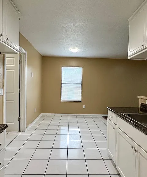 16062 Shoshone Dr — Photo 6