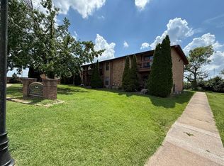 122 Fairway Ave #124, Monett, MO 65708