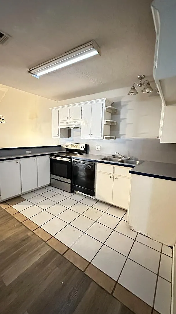 14117 SE 29th St - Z — Photo 4